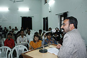 अनुरंजन झा, न्यूज हेड. इंडिया न्यूज