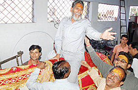 हरिद्वार प्रेस क्लब के होली मिलन समारोह का एक दृश्य