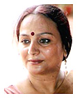 निवेदिता झा