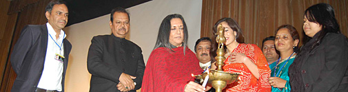 Aruna Vasudev, Subodh Kant Sahay, Deepa Mehta, Poorva Bedi