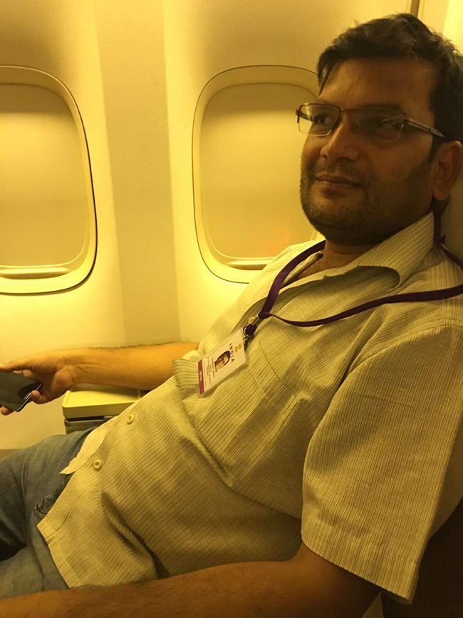 विशेष विमान में यशवंत