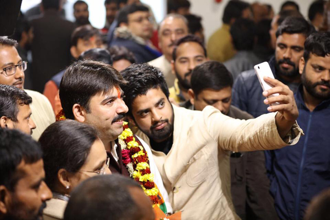 images_0a_zzzshalabhmani4 | No. 1 Indian Media News Portal