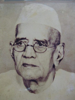 baburao_vishnu_paradkar_punyatithi | No. 1 Indian Media News Portal