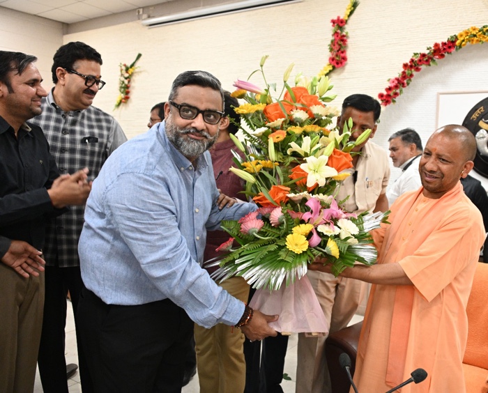 dec470ef-71e3-45b9-abb2-b1bce21db691.jpg | No. 1 Indian Media News Portal