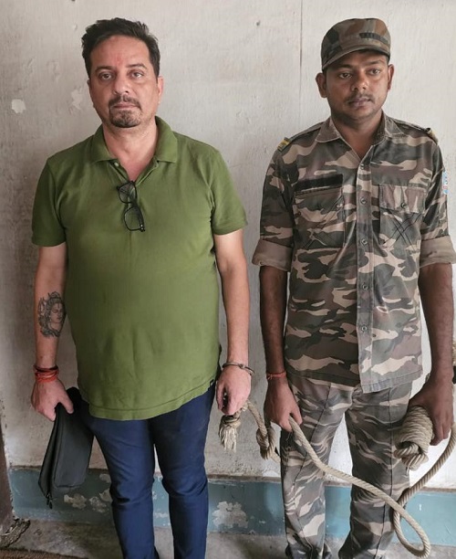arup_arrest_pictures1111 | No. 1 Indian Media News Portal