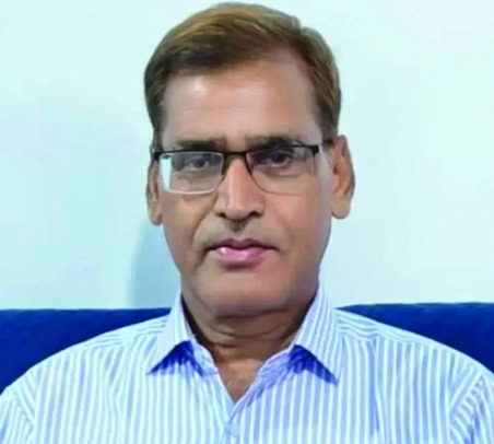 ravindra tiwari | No. 1 Indian Media News Portal