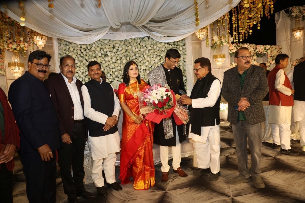 0042e5c4-84a7-4f9b-b1c5-ddcca5b8ca33-1 | No. 1 Indian Media News Portal
