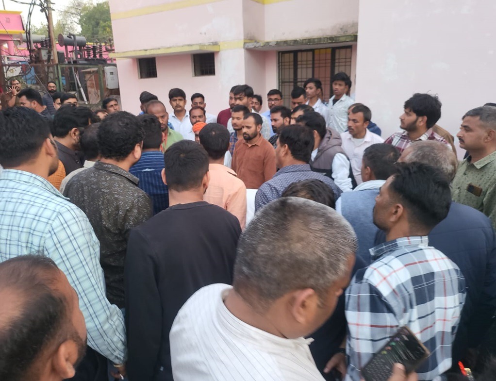 sitapur-3 | No. 1 Indian Media News Portal