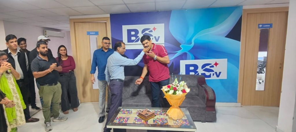 praveen dubey-1 | No. 1 Indian Media News Portal