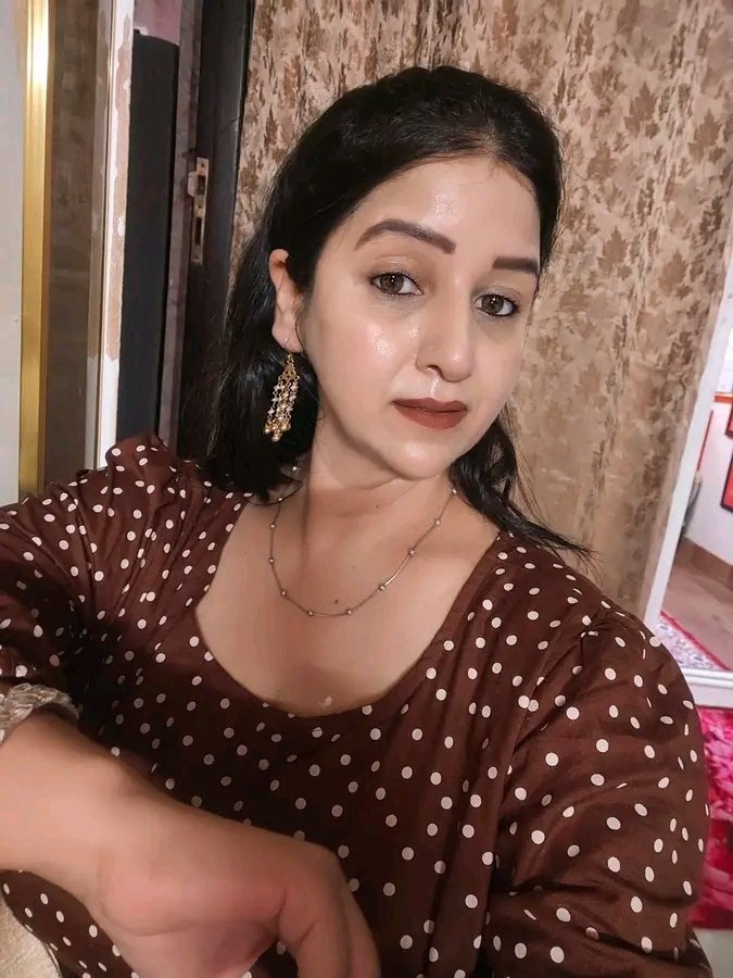 arti gaur | No. 1 Indian Media News Portal