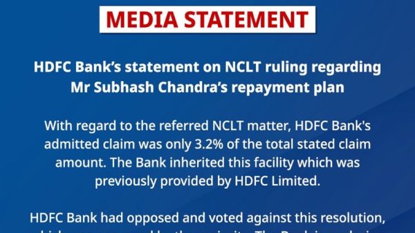 Blue background media statement from HDFC Bank about NCLT ruling on Subhash Chandra's repayment plan, with 'MEDIA STATEMENT' heading.