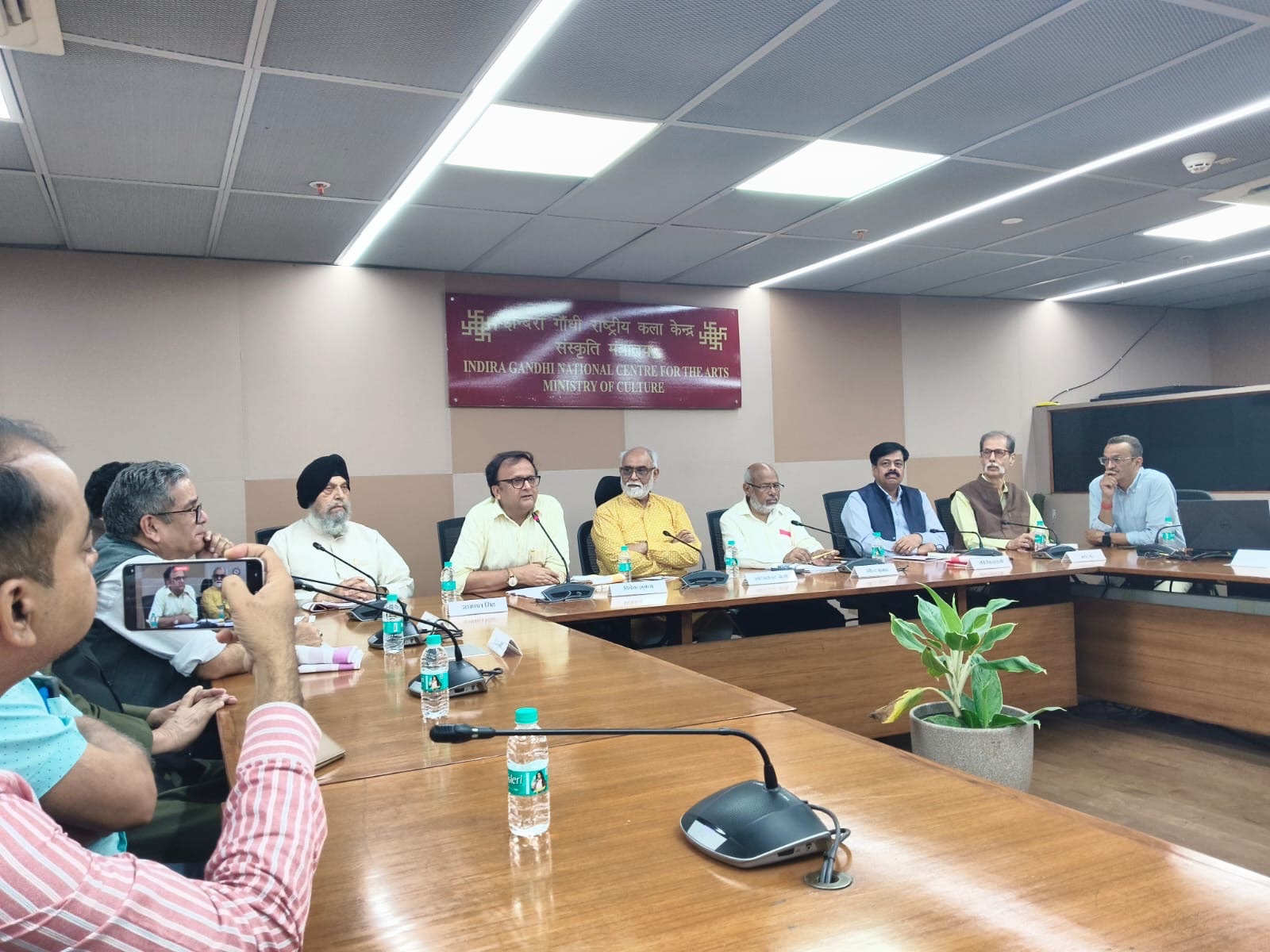 443587d5-9f82-44ee-8749-ba516b6a5cea | No. 1 Indian Media News Portal