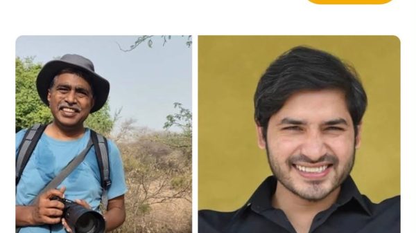 Hindi headline about two senior journalists receiving the Kuldeep Nayyar journalism award; below are two portraits: left a photographer outdoors with a camera, right a man in a black shirt smiling.